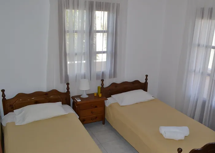 Floralia 3* Karterados (Santorini)