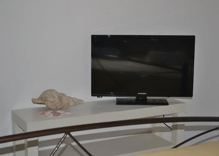 Floralia Karterados (Santorini)